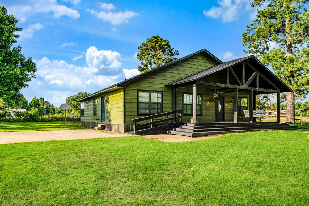 13944 Farm Road 195 Bagwell, TX 75412