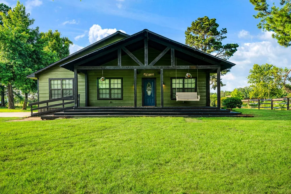 13944 Farm Road 195 Bagwell, TX 75412
