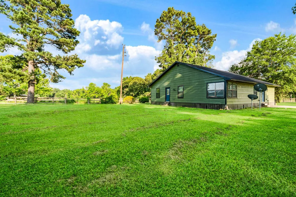 13944 Farm Road 195 Bagwell, TX 75412