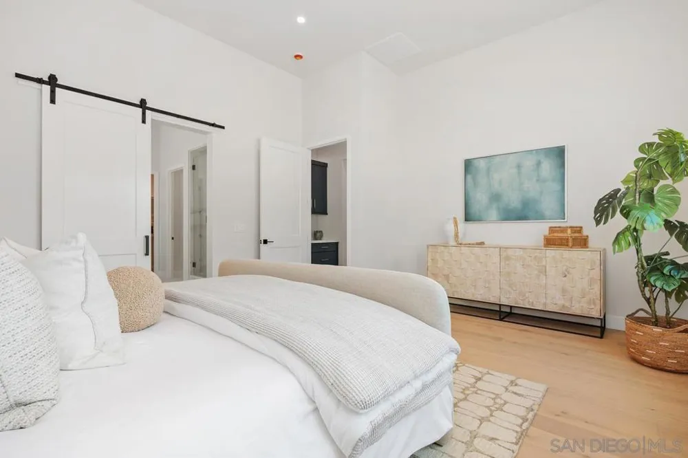 1714 California St. Oceanside, CA 92054