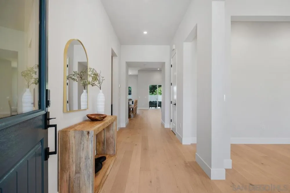 1714 California St. Oceanside, CA 92054