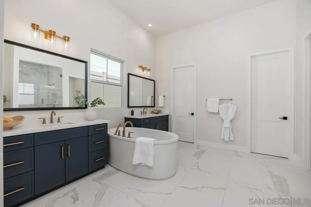 1714 California St. Oceanside, CA 92054