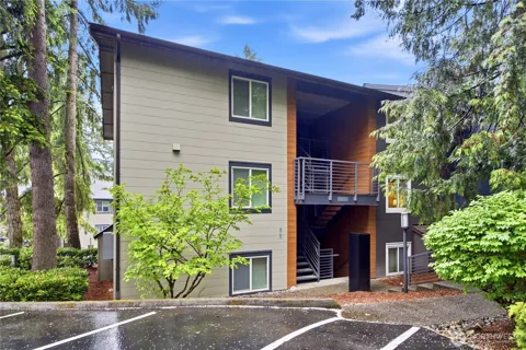 12219 NE Bel Red Road #D202