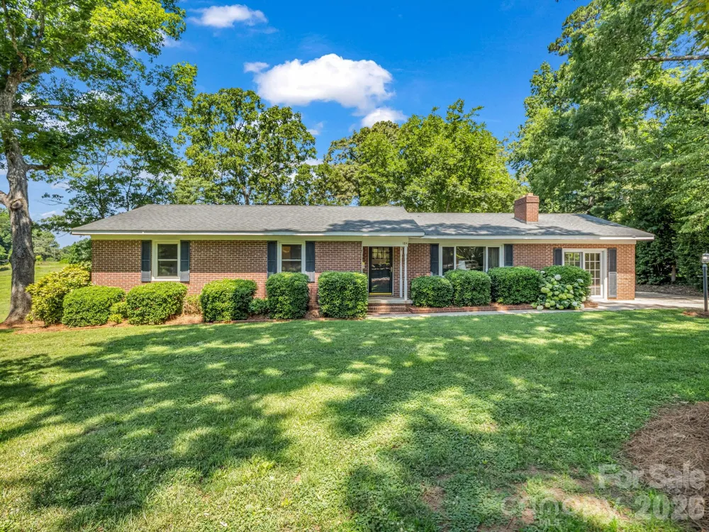 184 Edwards Street Rutherfordton, NC 28139