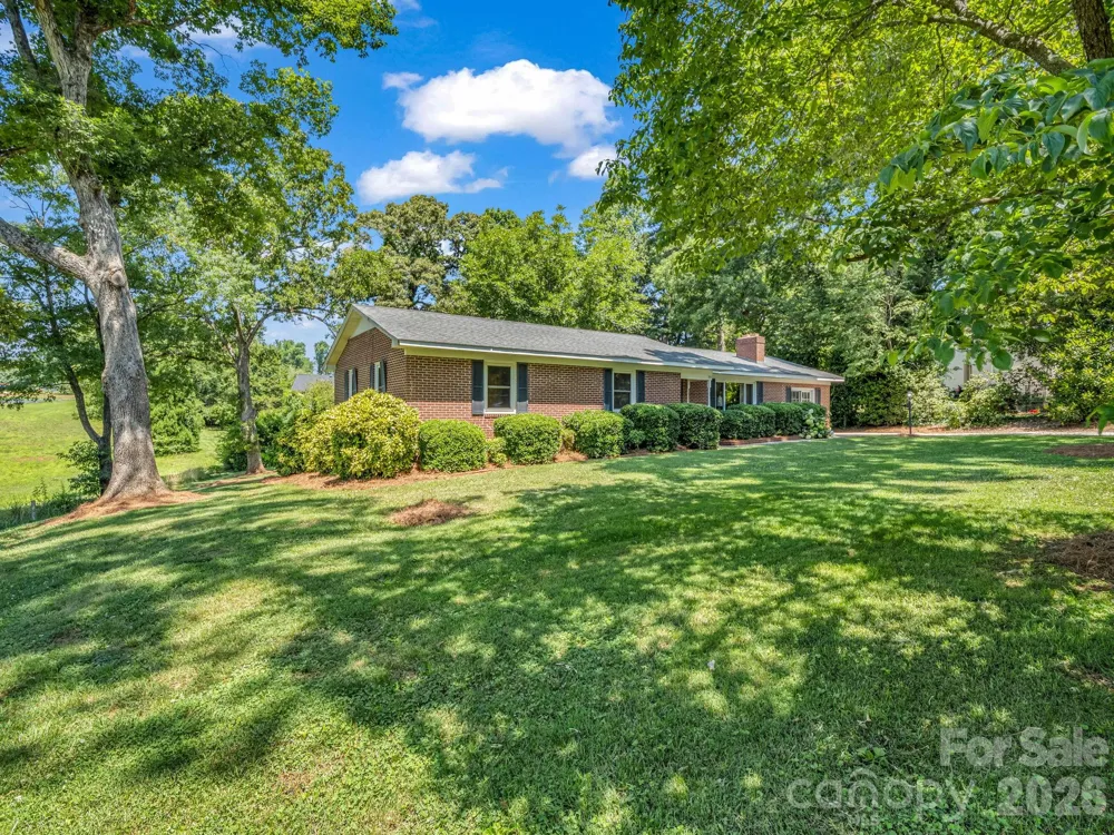 184 Edwards Street Rutherfordton, NC 28139