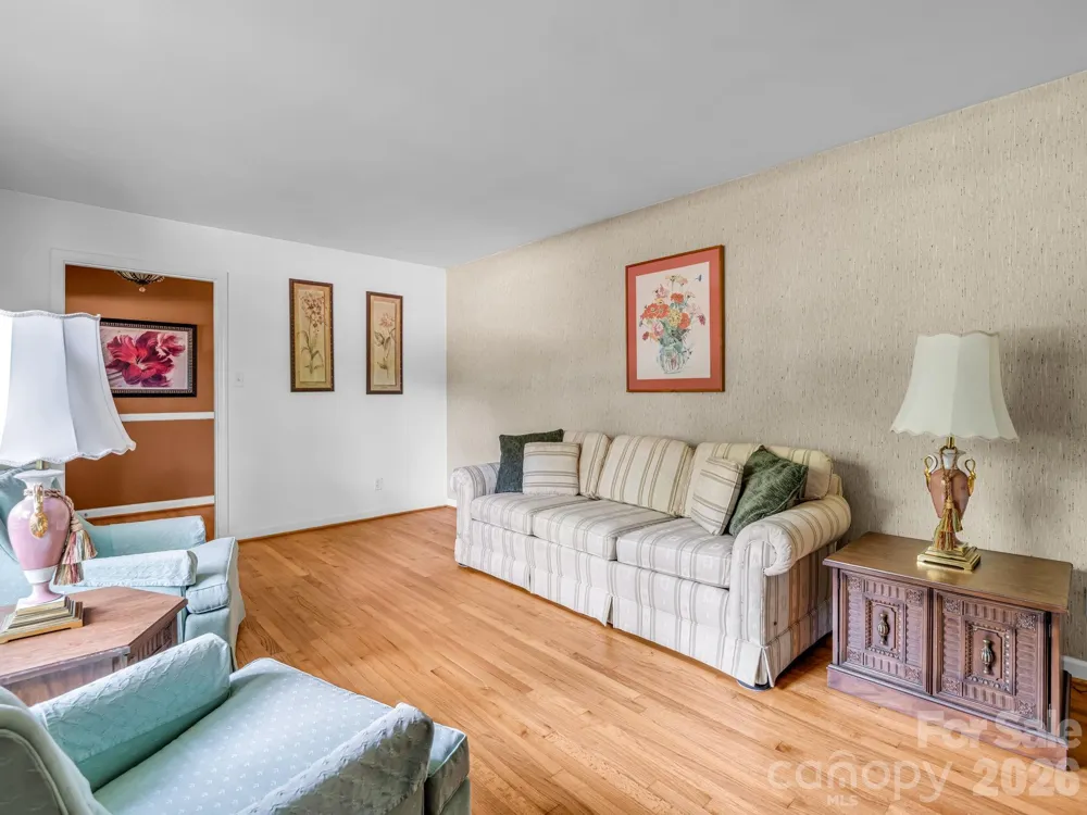 184 Edwards Street Rutherfordton, NC 28139