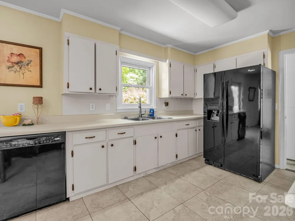 184 Edwards Street Rutherfordton, NC 28139
