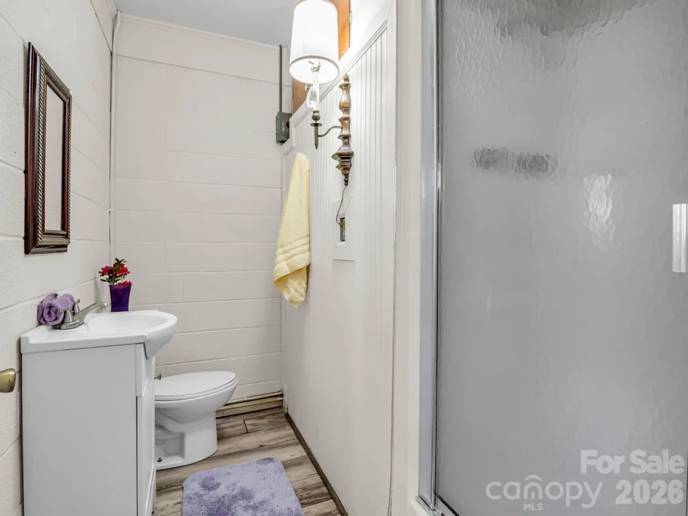 184 Edwards Street Rutherfordton, NC 28139