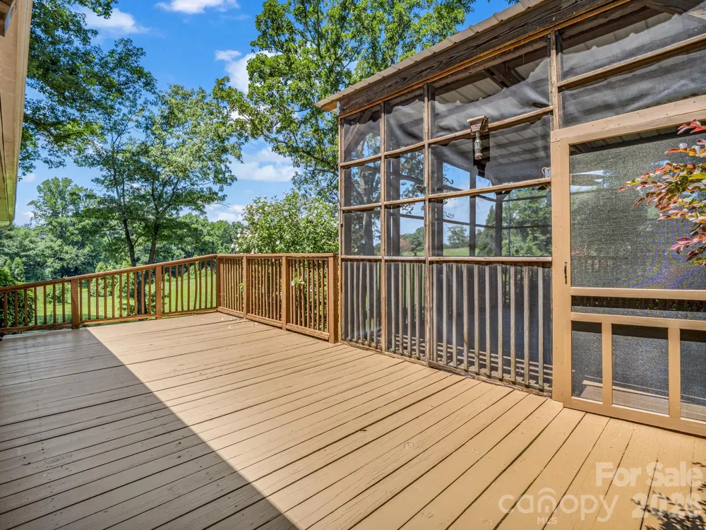 184 Edwards Street Rutherfordton, NC 28139