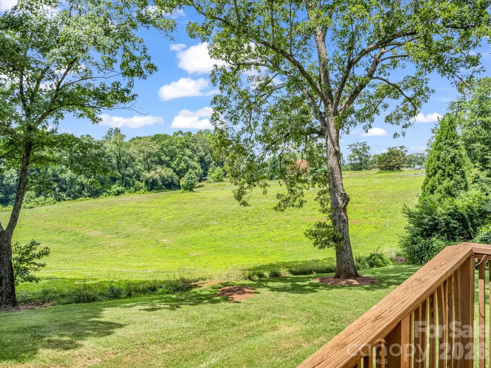 184 Edwards Street Rutherfordton, NC 28139