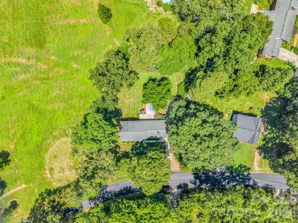 184 Edwards Street Rutherfordton, NC 28139