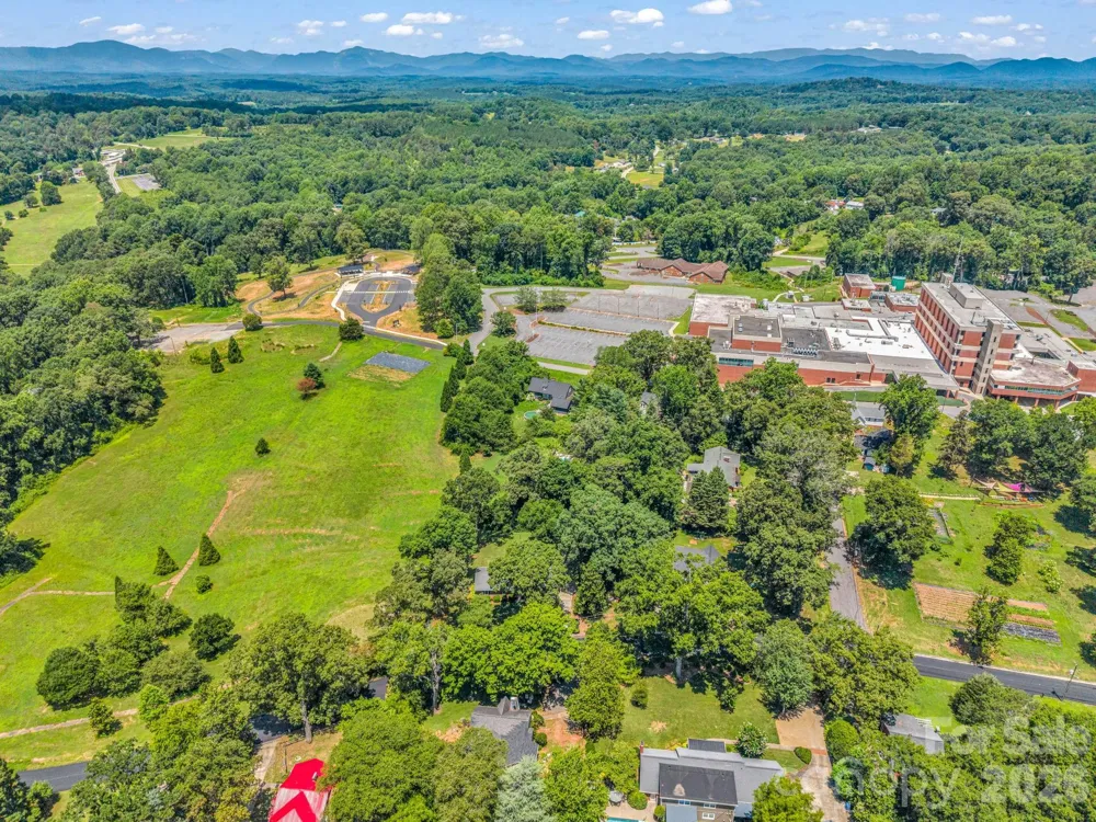 184 Edwards Street Rutherfordton, NC 28139