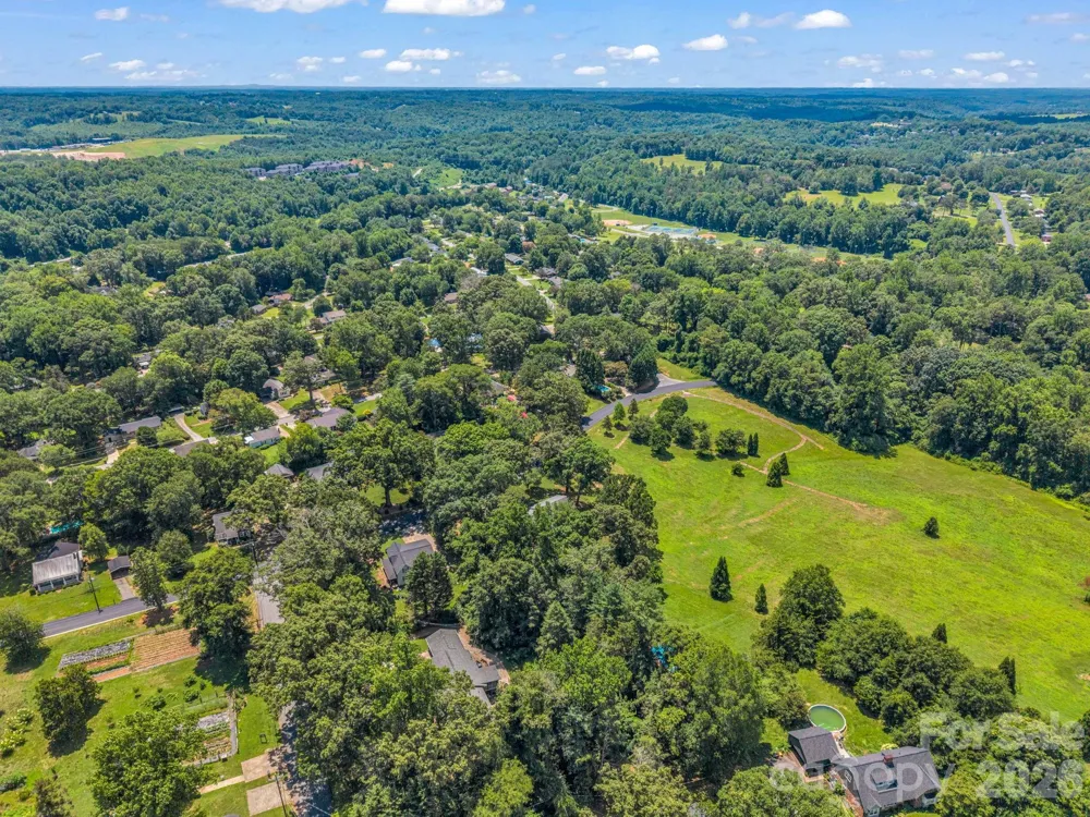 184 Edwards Street Rutherfordton, NC 28139