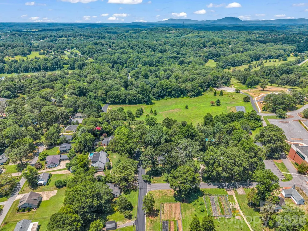 184 Edwards Street Rutherfordton, NC 28139