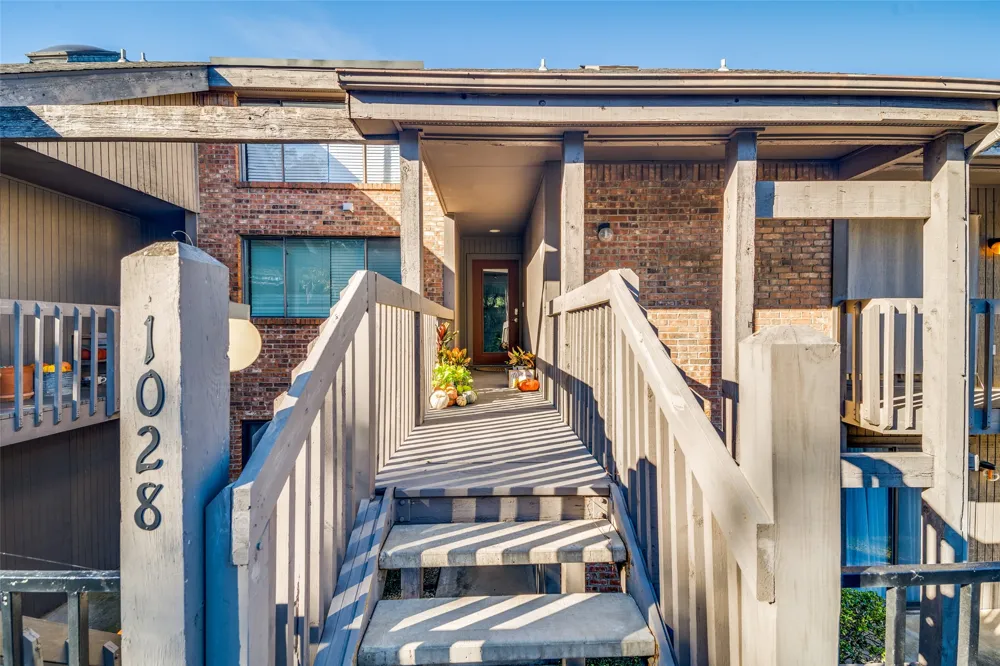 1028 Signal Ridge Place Rockwall, TX 75032
