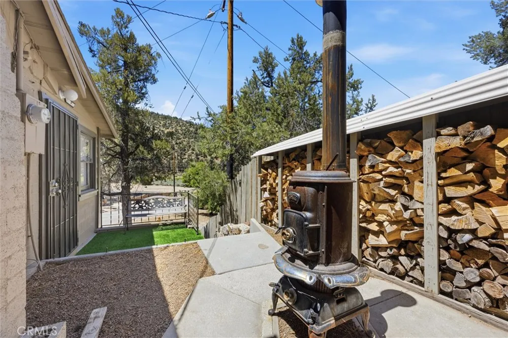 7100 Lakewood Drive Frazier Park, CA 93225