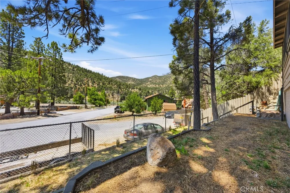 7100 Lakewood Drive Frazier Park, CA 93225