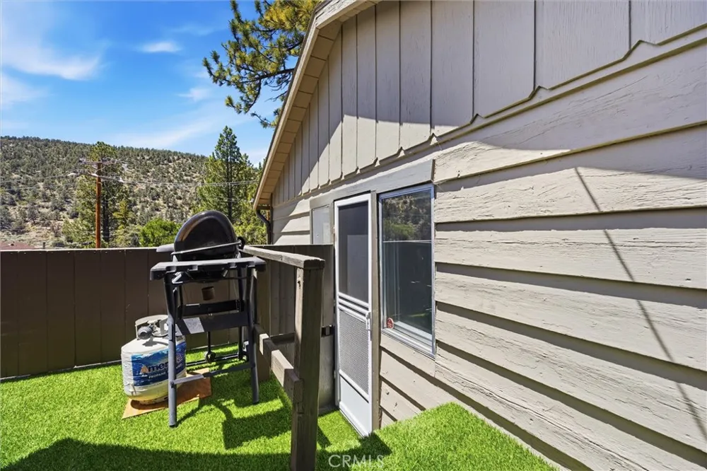 7100 Lakewood Drive Frazier Park, CA 93225