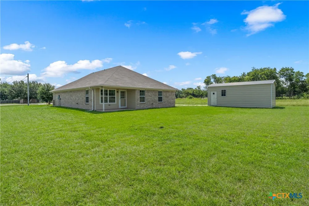 637 Hoffmeyer Lane Robinson, TX 76706