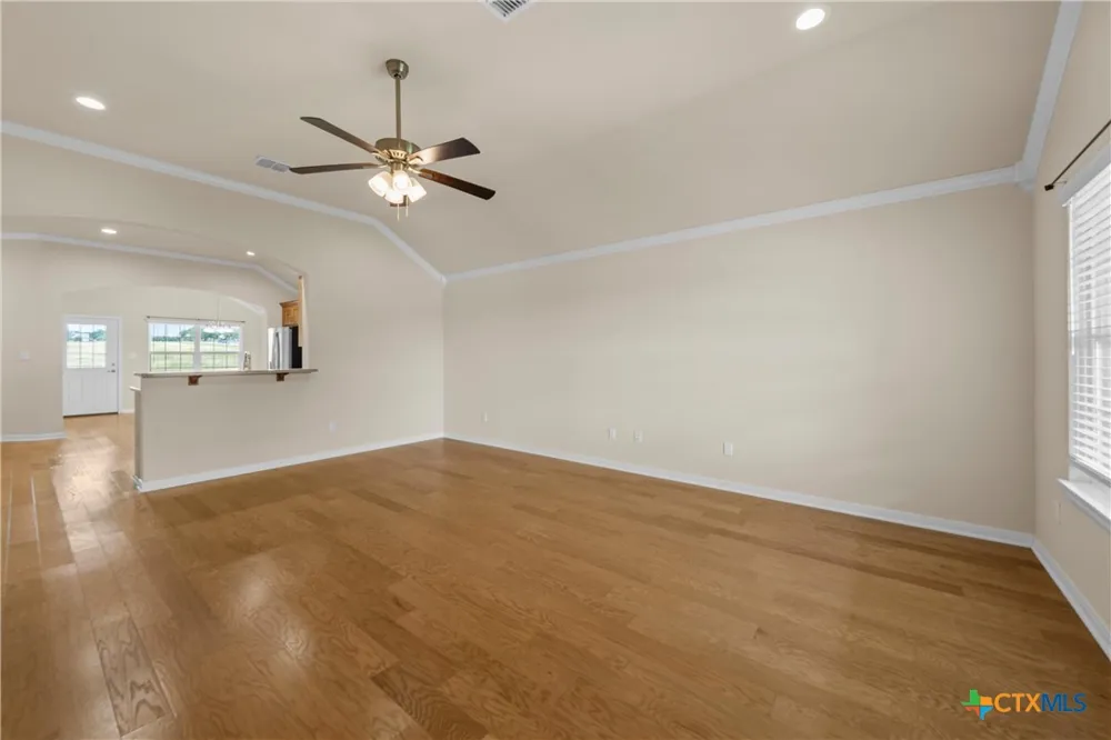 637 Hoffmeyer Lane Robinson, TX 76706