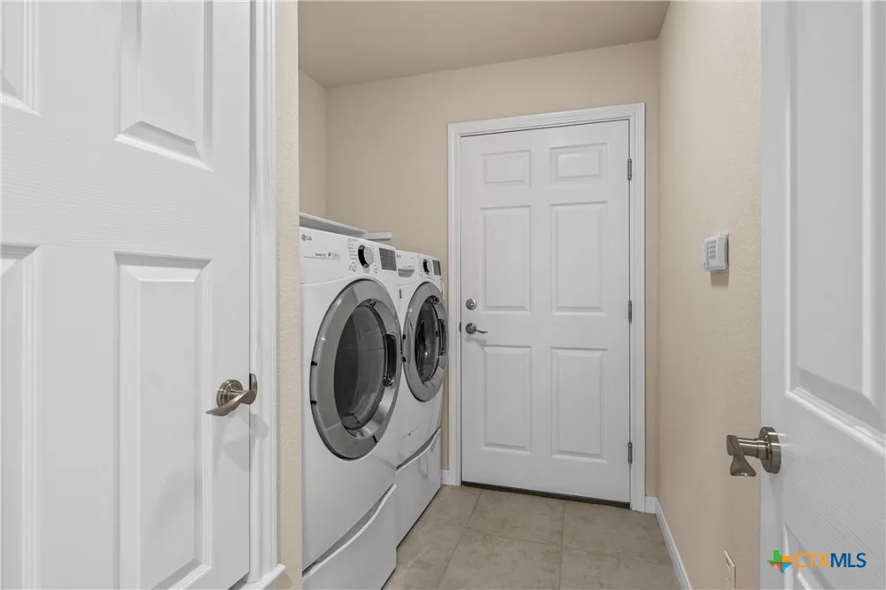 637 Hoffmeyer Lane Robinson, TX 76706