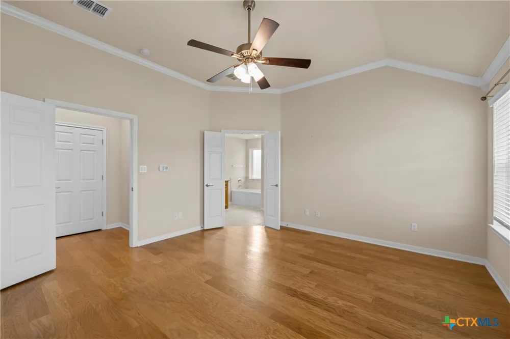 637 Hoffmeyer Lane Robinson, TX 76706
