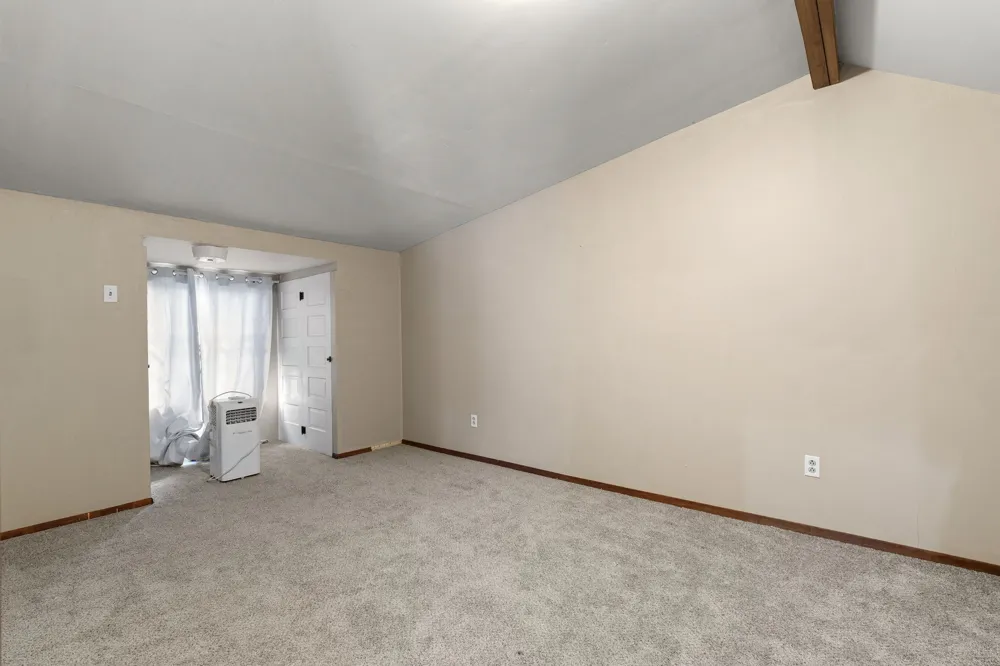 501 W Creek Street Fredericksburg, TX 78624