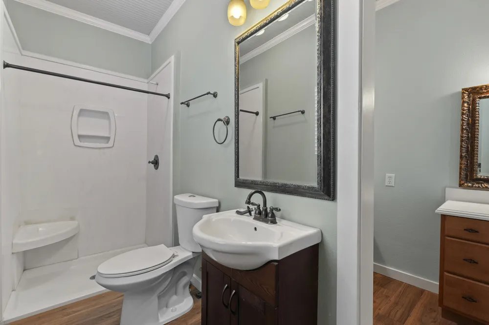 501 W Creek Street Fredericksburg, TX 78624
