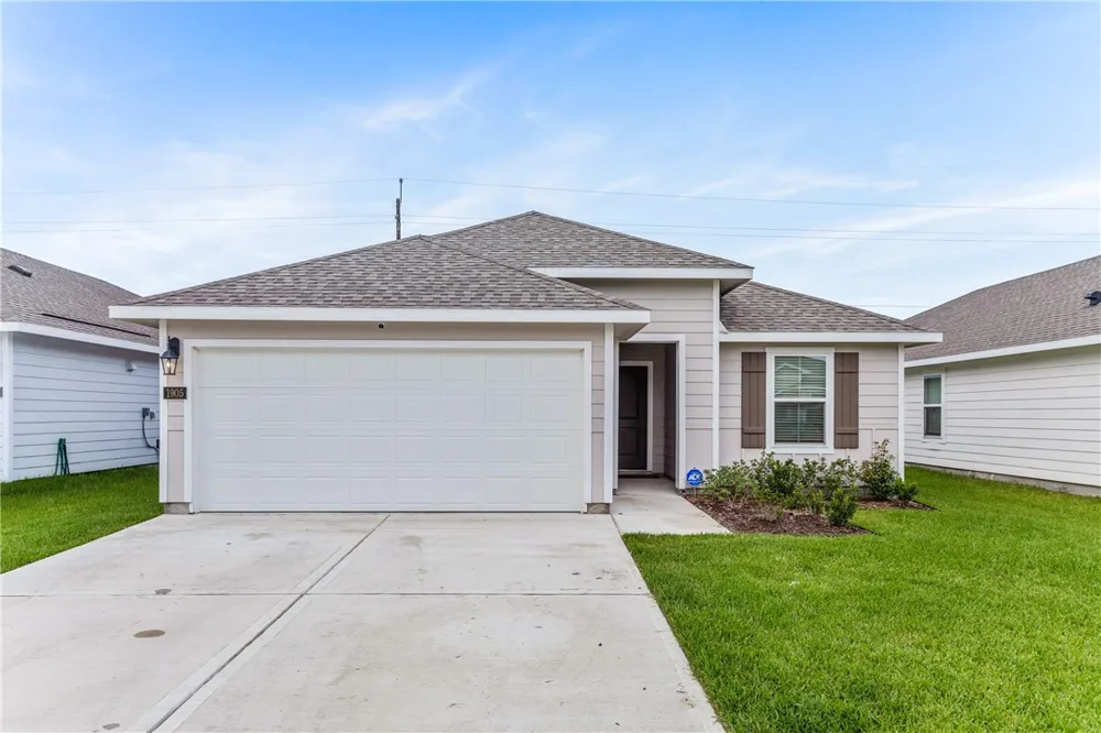 1905 Osbert Nelly Drive Corpus Christi, TX 78417