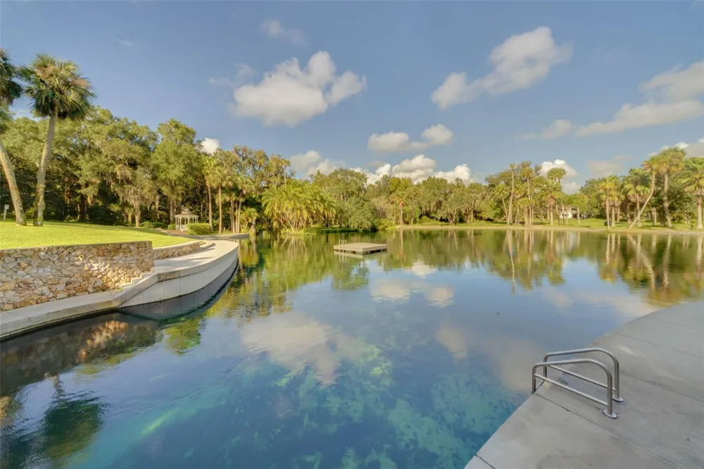 148 WISTERIA DRIVE Longwood, FL 32779