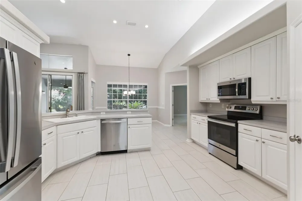 148 WISTERIA DRIVE Longwood, FL 32779