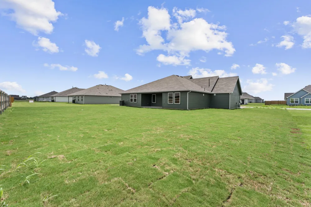 450 KOLBO CROSSING Cove Lockhart, TX 78644