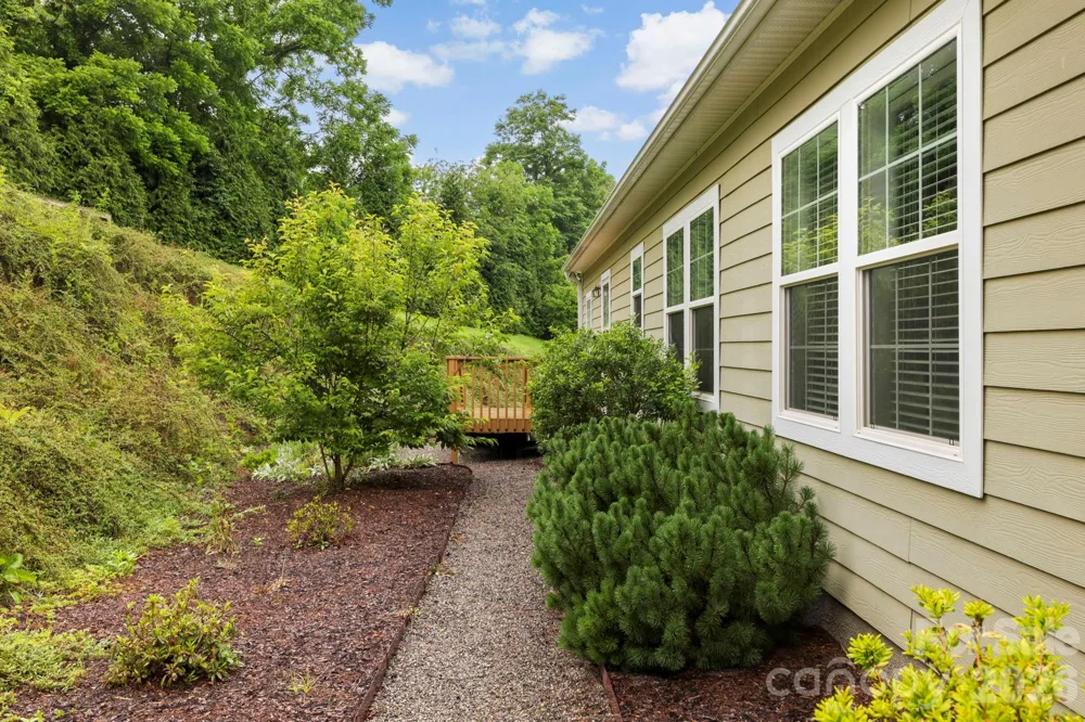 135 Herron Cove Road Weaverville, NC 28787