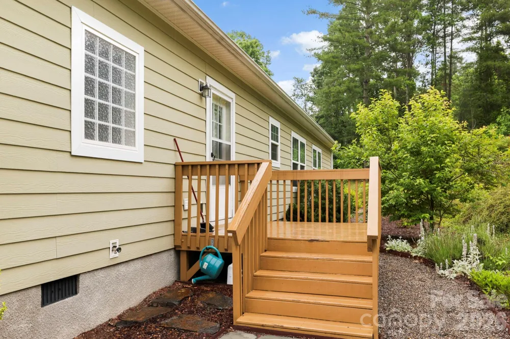 135 Herron Cove Road Weaverville, NC 28787