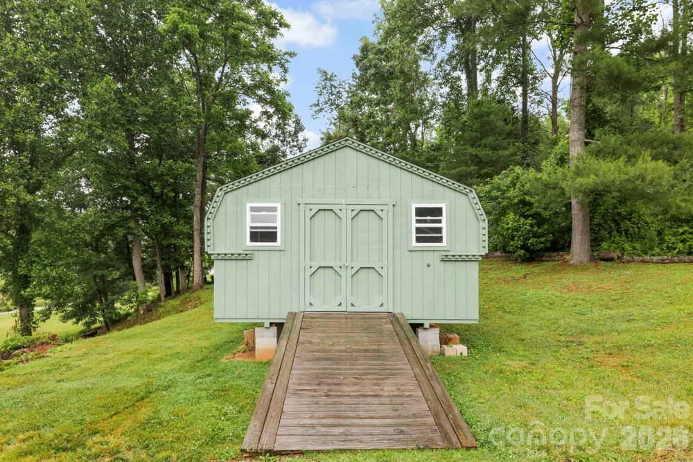 135 Herron Cove Road Weaverville, NC 28787