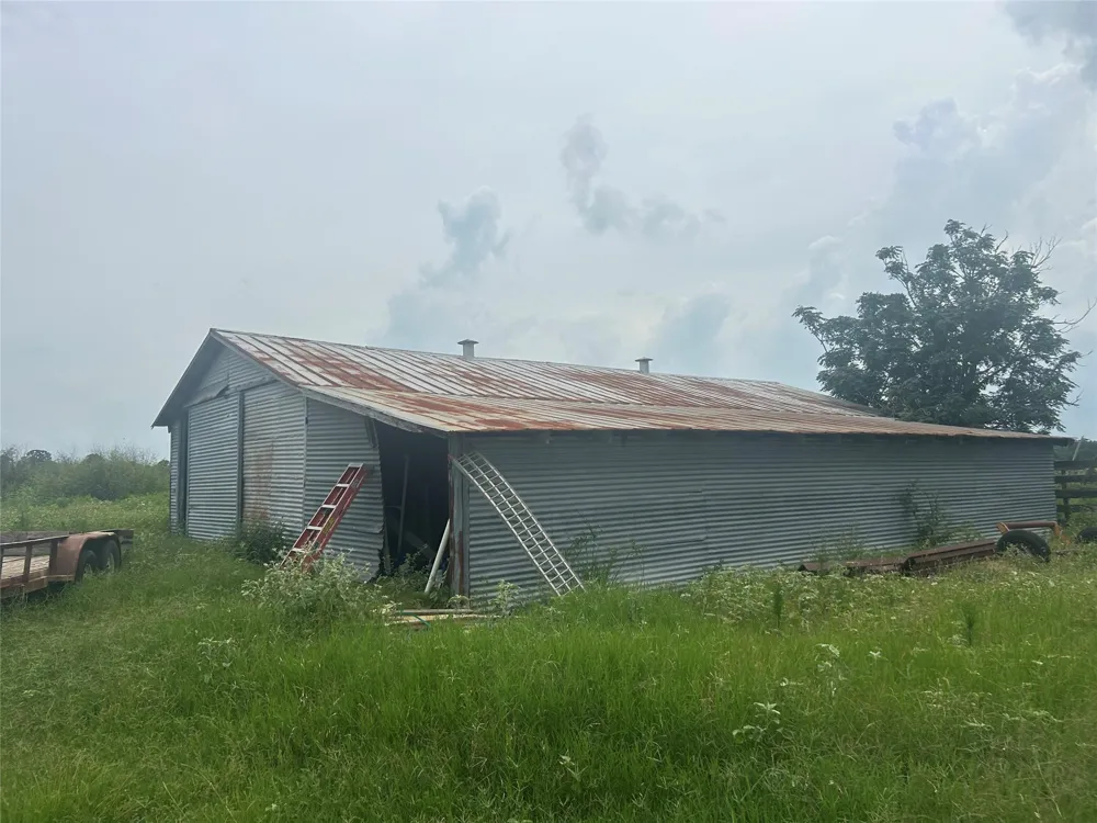 10309 Cr 1 Hallettsville, TX 77964