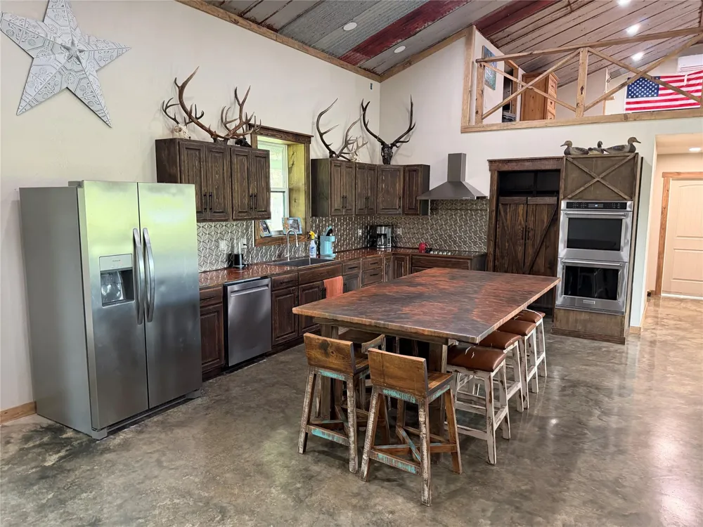10309 Cr 1 Hallettsville, TX 77964
