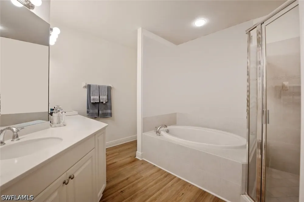 W Hyde Park Court #103 Fort Myers, FL 33912