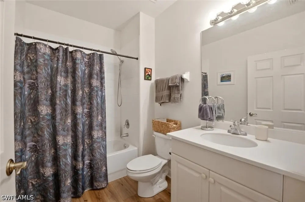 W Hyde Park Court #103 Fort Myers, FL 33912
