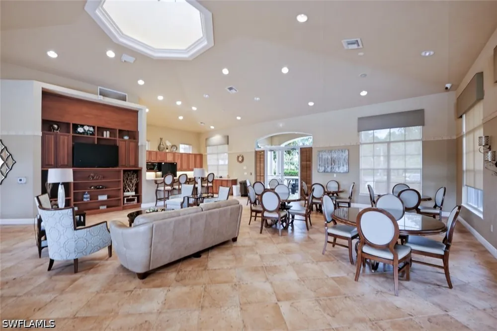 W Hyde Park Court #103 Fort Myers, FL 33912
