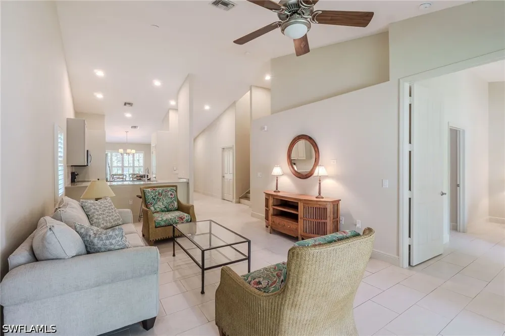 AVION WOODS COURT #104 Naples, FL 34104