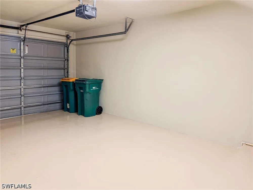 AVION WOODS COURT #104 Naples, FL 34104