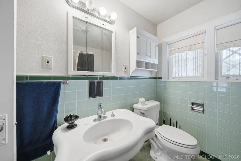 202 S Maple Street Bristow, OK 74010