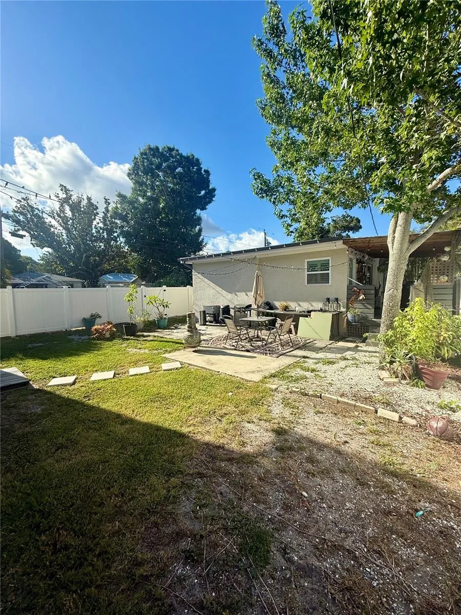 2623 14TH AVENUE St Petersburg, FL 33713