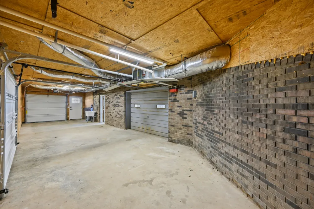 55 Bell Ln Paris, TN 38242