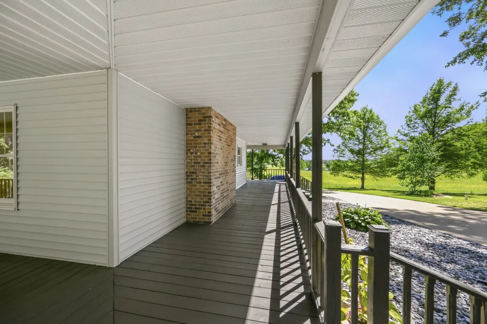 55 Bell Ln Paris, TN 38242