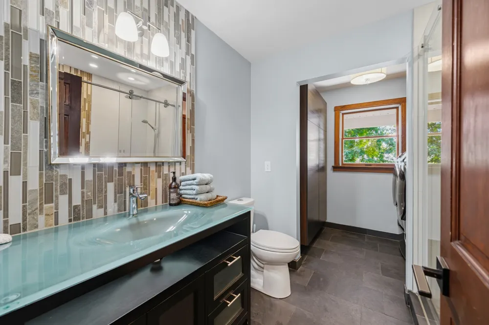 55 Bell Ln Paris, TN 38242