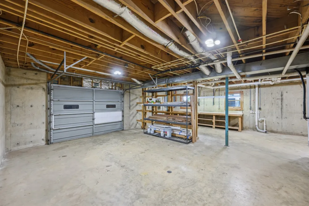55 Bell Ln Paris, TN 38242