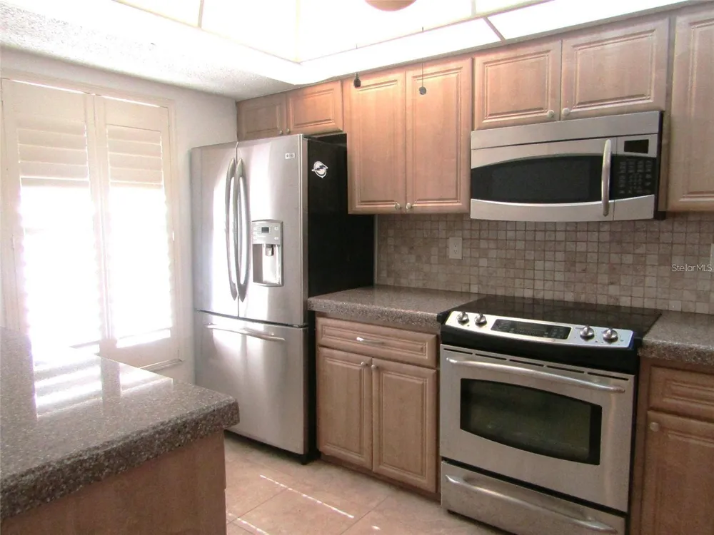 4434 WEYBRIDGE #81 Sarasota, FL 34235