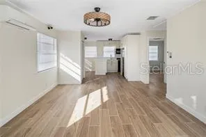 1301 26TH AVENUE S St Petersburg, FL 33705